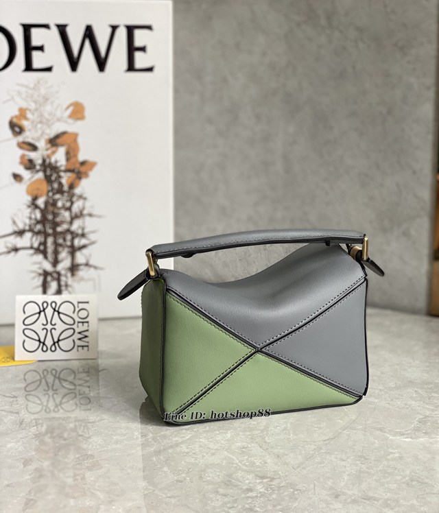 Loewe羅意威Puzzle女款系列拼色mini號手提肩背包 lyw1234